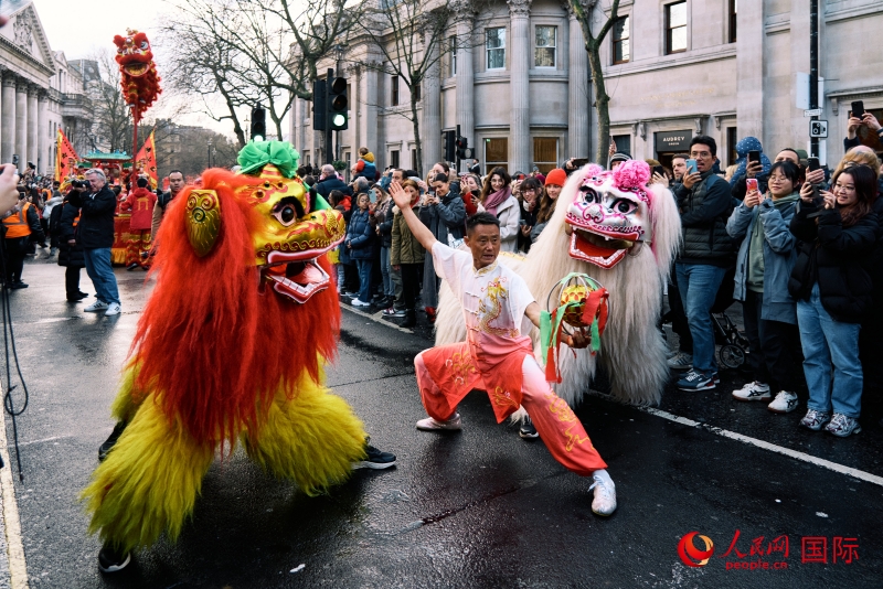 倫敦新春慶典現(xiàn)場(chǎng)。人民網(wǎng) 郭錦標(biāo)、楊浩鵬攝